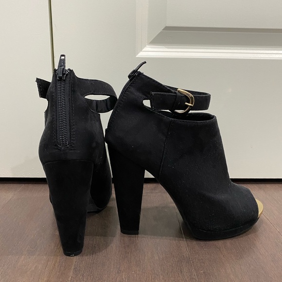 H&M Open Toed Boot Heels - Picture 2 of 3